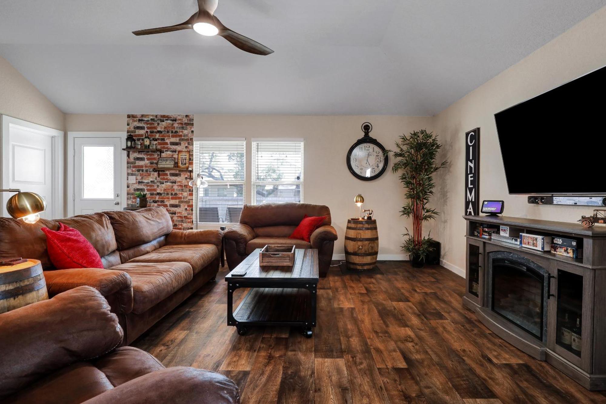 Speakeasy - A Birdy Vacation Rental San Antonio Exterior foto